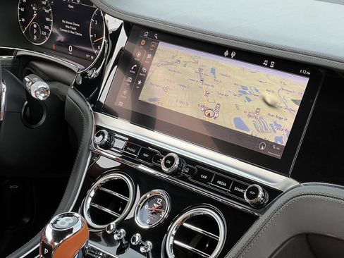 Used 2021 Bentley Continental GT image 38