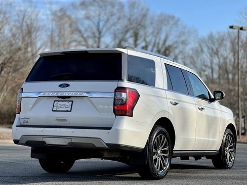 Used 2020 Ford Expedition Limited image 5