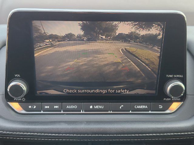 Used 2021 Nissan Rogue S FWD image 18