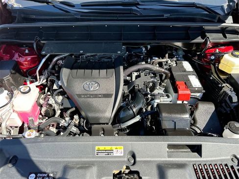 Used 2023 Toyota Highlander Limited image 18