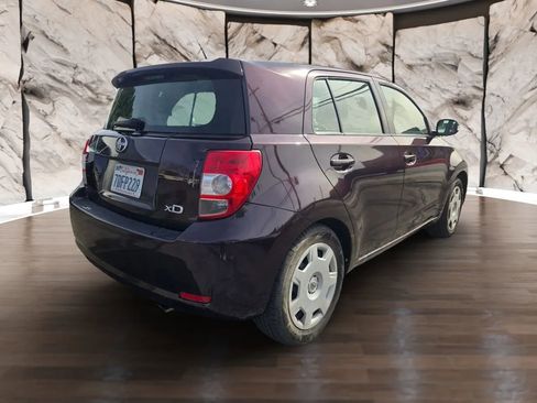 Used 2013 Scion xD image 8