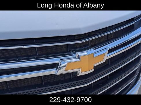 Used 2021 Chevrolet Traverse LT FWD image 4