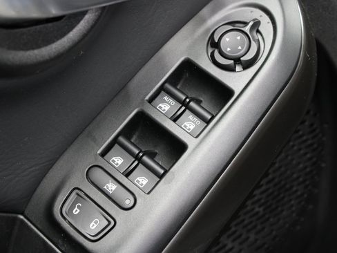 Used 2019 FIAT 500X Trekking w/ Sunroof & Beats Package image 49