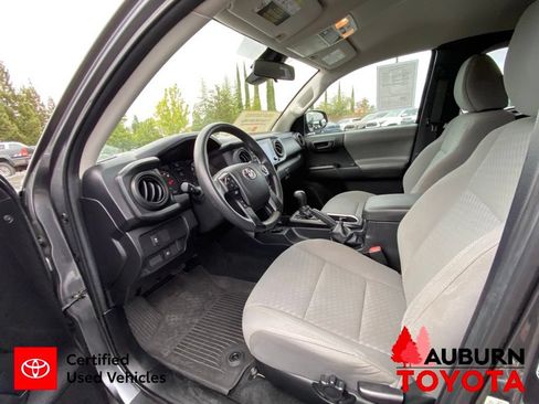 Used 2022 Toyota Tacoma SR w/ SX Package AWD/4WD image 28