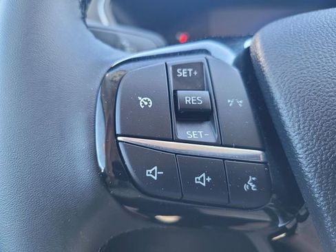 Used 2025 Ford Escape Active w/ Cold Weather Package image 27