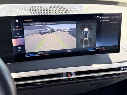 Used 2023 BMW iX xDrive50 w/ Sport Package AWD/4WD image 29