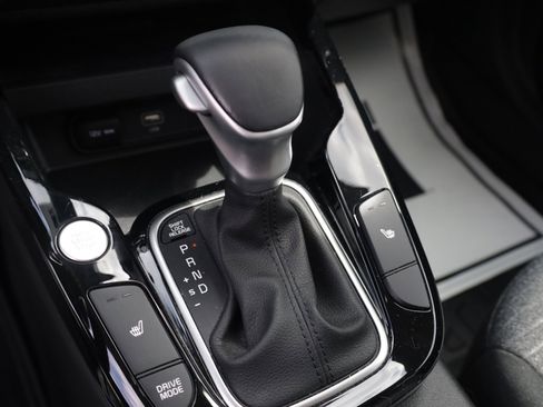 Used 2023 Kia Soul EX FWD image 11