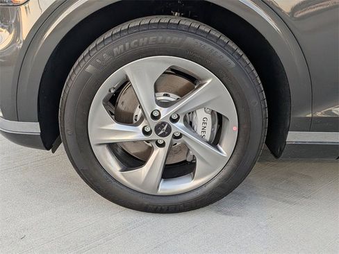 New 2026 Genesis GV70 2.5T image 9