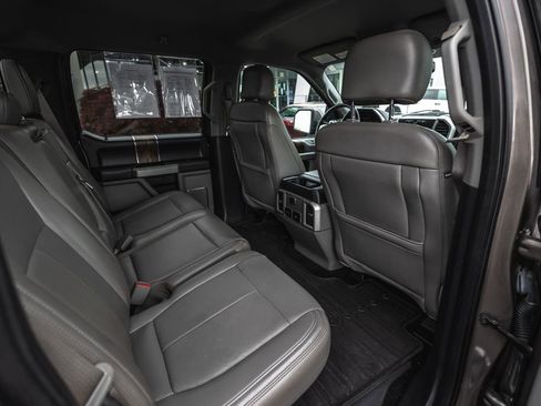 Used 2018 Ford F150 Lariat w/ Equipment Group 501A Mid AWD/4WD image 30
