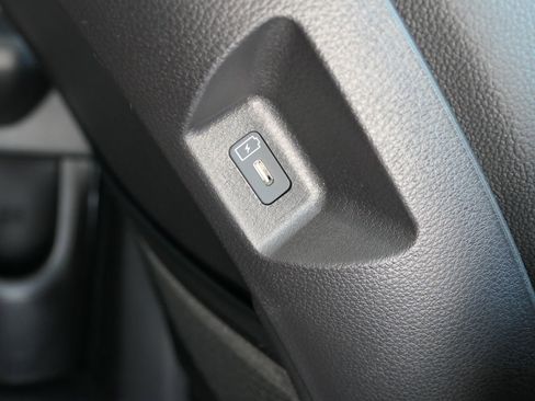 New 2025 Kia Carnival SX Prestige image 25