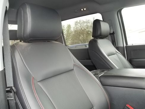 Used 2024 Ford F350 Lariat w/ FX4 Off-Road Package image 13