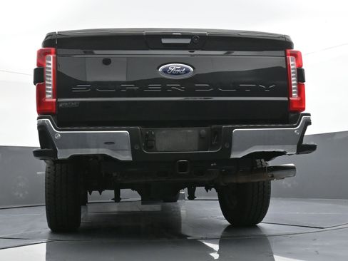 Used 2024 Ford F250 Lariat w/ Lariat Ultimate Package image 25