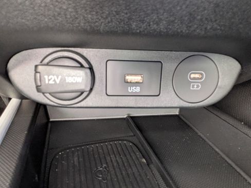 New 2026 Hyundai Elantra Limited image 27