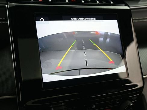 Used 2024 Jeep Grand Cherokee Altitude RWD image 18