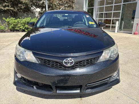 Used 2014 Toyota Camry SE FWD image 5