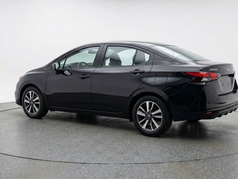Used 2025 Nissan Versa SV FWD image 6