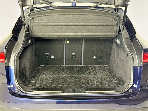 Used 2019 Jaguar F-PACE R-Sport image 24