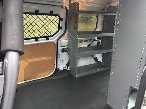 Used 2023 Ford Transit Connect XL image 16