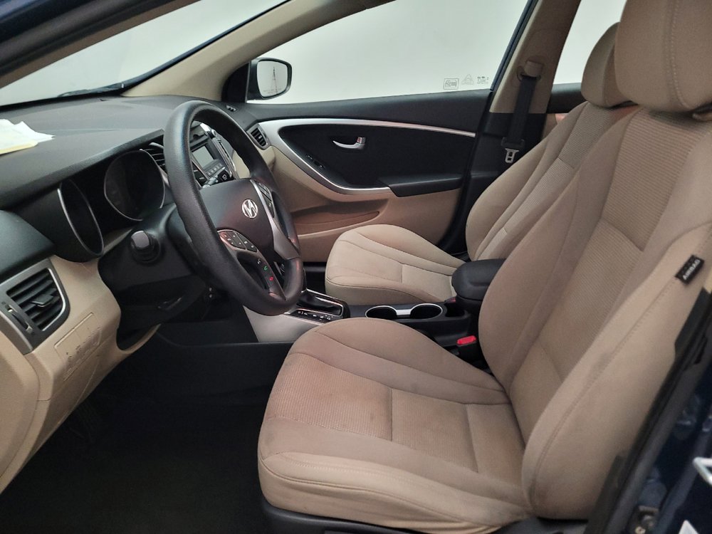 Used 2016 Hyundai Elantra GT FWD image 17
