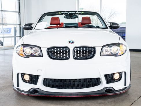 Used 2011 BMW 128i Convertible image 3