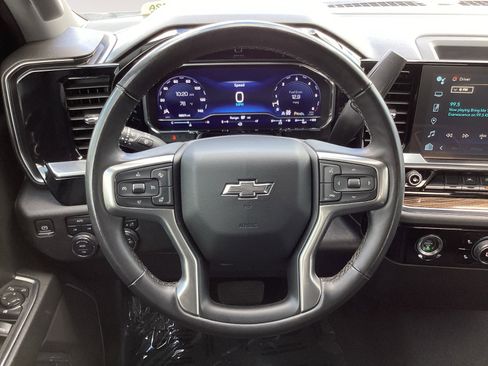 Used 2023 Chevrolet Silverado 1500 RST AWD/4WD image 17