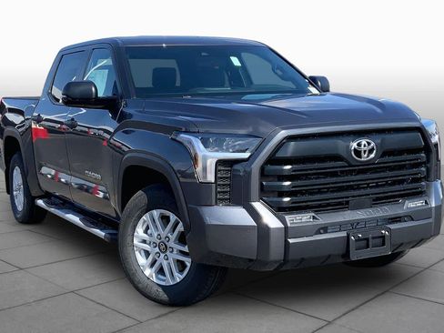 New 2026 Toyota Tundra SR5 w/ SR5 Convenience Package RWD image 2