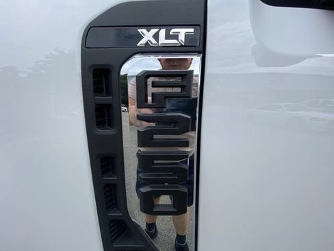 Used 2025 Ford F250 XLT AWD/4WD image 26