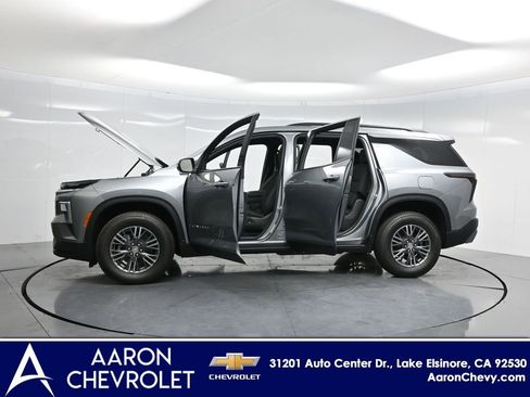 New 2026 Chevrolet Traverse LT image 55