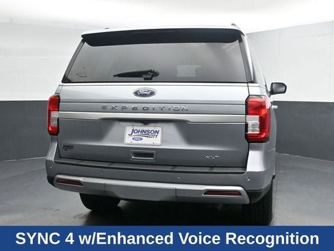 Used 2024 Ford Expedition XLT image 11