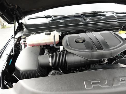 Used 2025 RAM 1500 Laramie w/ Sport Appearance Package AWD/4WD image 70