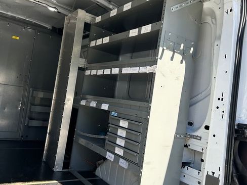 Used 2023 Ford E-Transit Medium Roof RWD image 23
