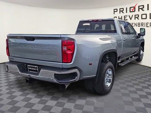 Used 2025 Chevrolet Silverado 3500 LTZ w/ LTZ Plus Package image 8