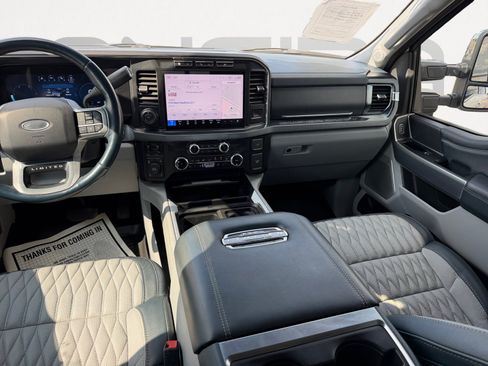 Used 2024 Ford F250 Limited AWD/4WD image 3