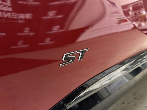 New 2026 Buick Envision Sport Touring image 33