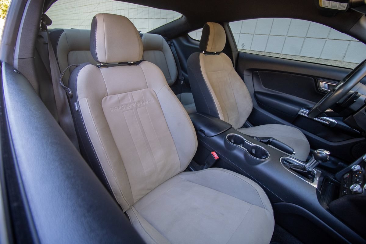 Used 2018 Ford Mustang GT RWD image 17