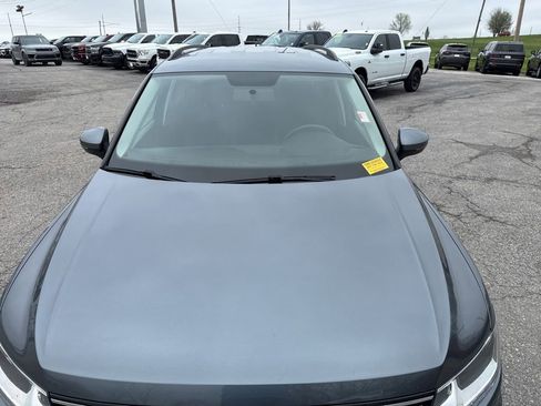 Used 2021 Volkswagen Tiguan S image 13