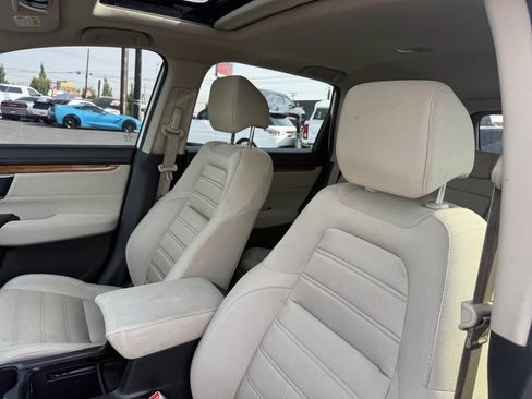 Used 2017 Honda CR-V EX image 10