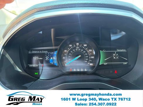 Used 2018 Ford Edge Titanium w/ Equipment Group 301A FWD image 14