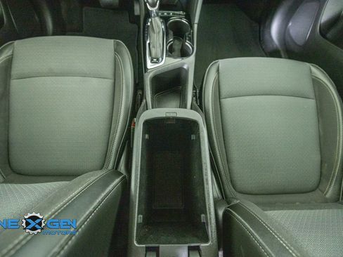 Used 2022 Buick Encore GX Preferred w/ Cold Weather Comfort Package AWD/4WD image 30