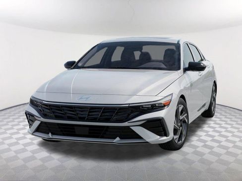 New 2026 Hyundai Elantra SEL Sport Premium FWD image 6
