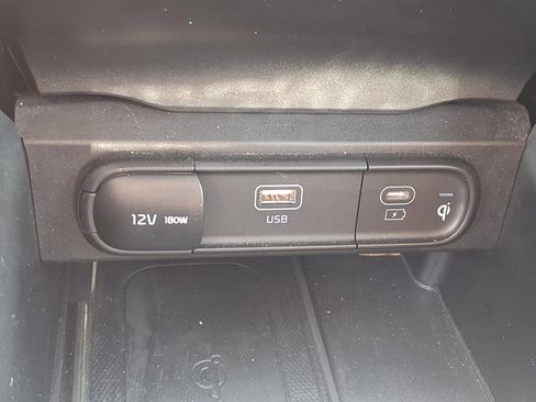 Used 2025 Kia Telluride S AWD/4WD image 10