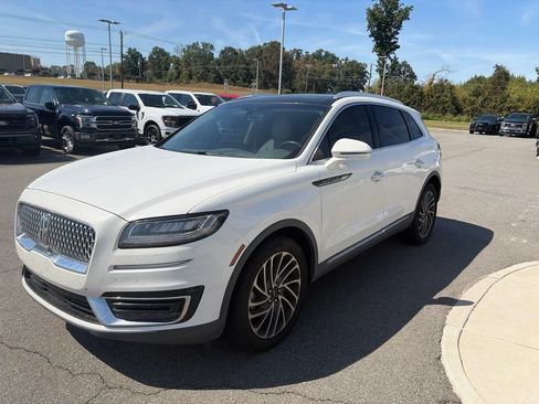 Used 2020 Lincoln Nautilus Reserve FWD image 7