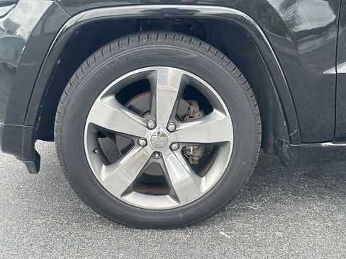 Used 2015 Jeep Grand Cherokee Overland w/ Advanced Technology Group image 9