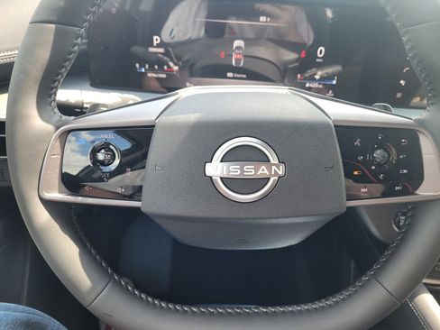 New 2025 Nissan Murano SL AWD/4WD image 18