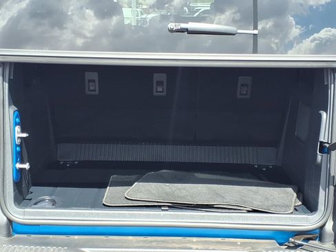 Certified 2025 Ford Bronco Badlands AWD/4WD image 16