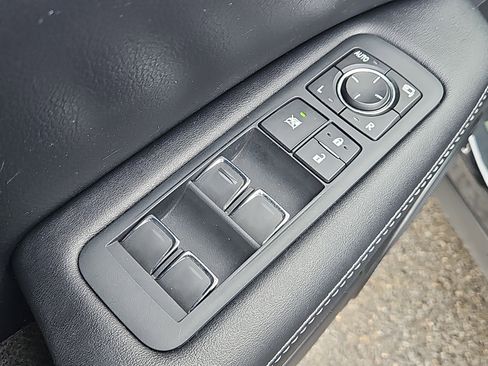 Used 2022 Lexus RX 350L Premium image 20