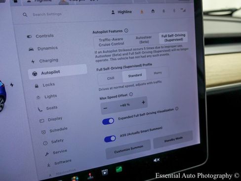 Used 2020 Tesla Model Y Long Range image 29