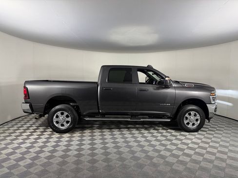 Used 2025 RAM 2500 Big Horn AWD/4WD image 5