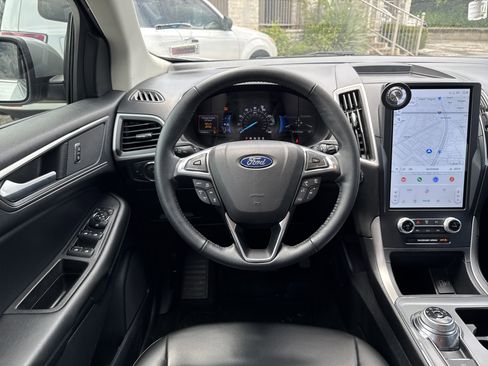 Used 2022 Ford Edge SEL w/ Convenience Package AWD/4WD image 11