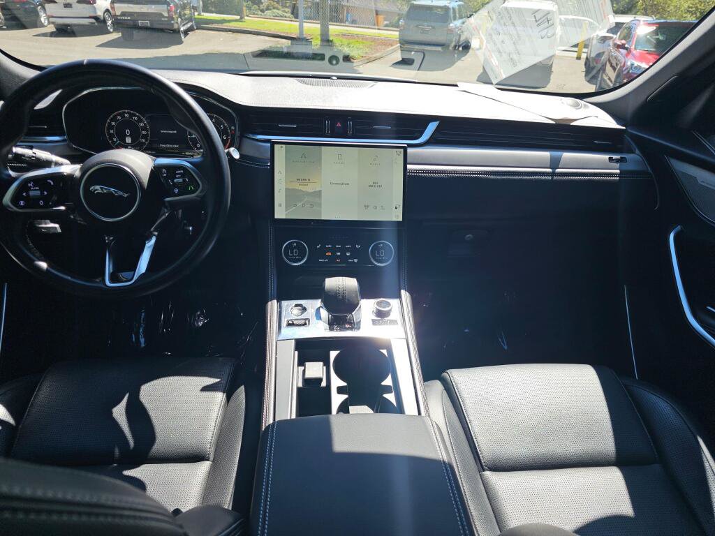 Used 2025 Jaguar F-PACE R-Dynamic S AWD/4WD image 57